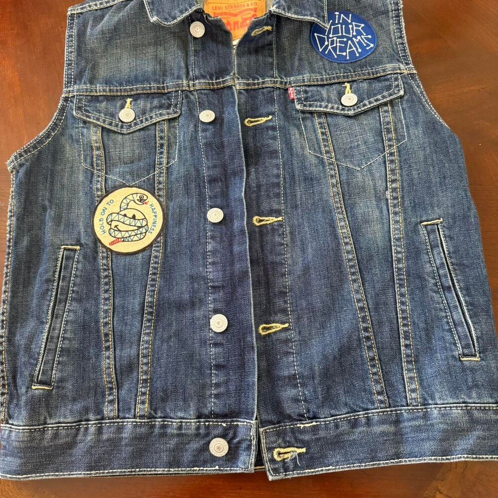 Levi-s Men's Navy Vest